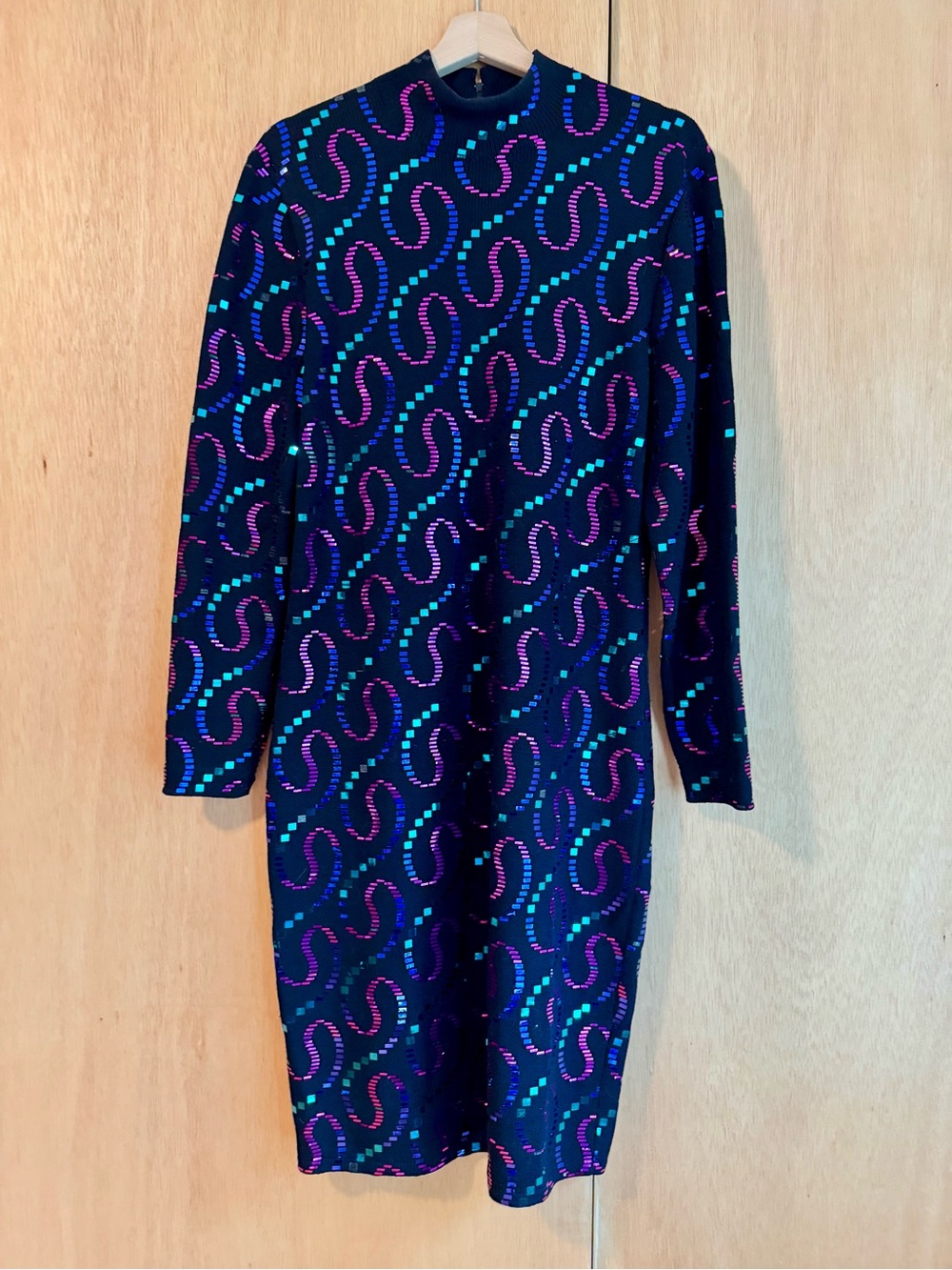 St John Marie Gray Long Sleeve black knit pink green blue metallic dress size 12